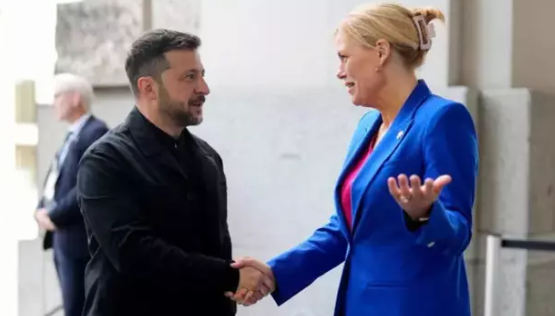 Onunla görüşə 3 ildən sonra kostyum geyinib getdi - FOTOLAR